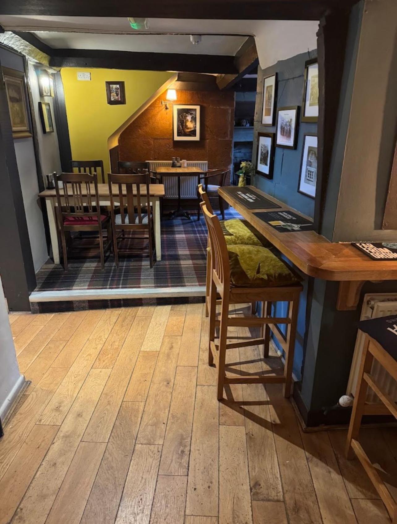 ホテル Masons Arms Montacute エクステリア 写真