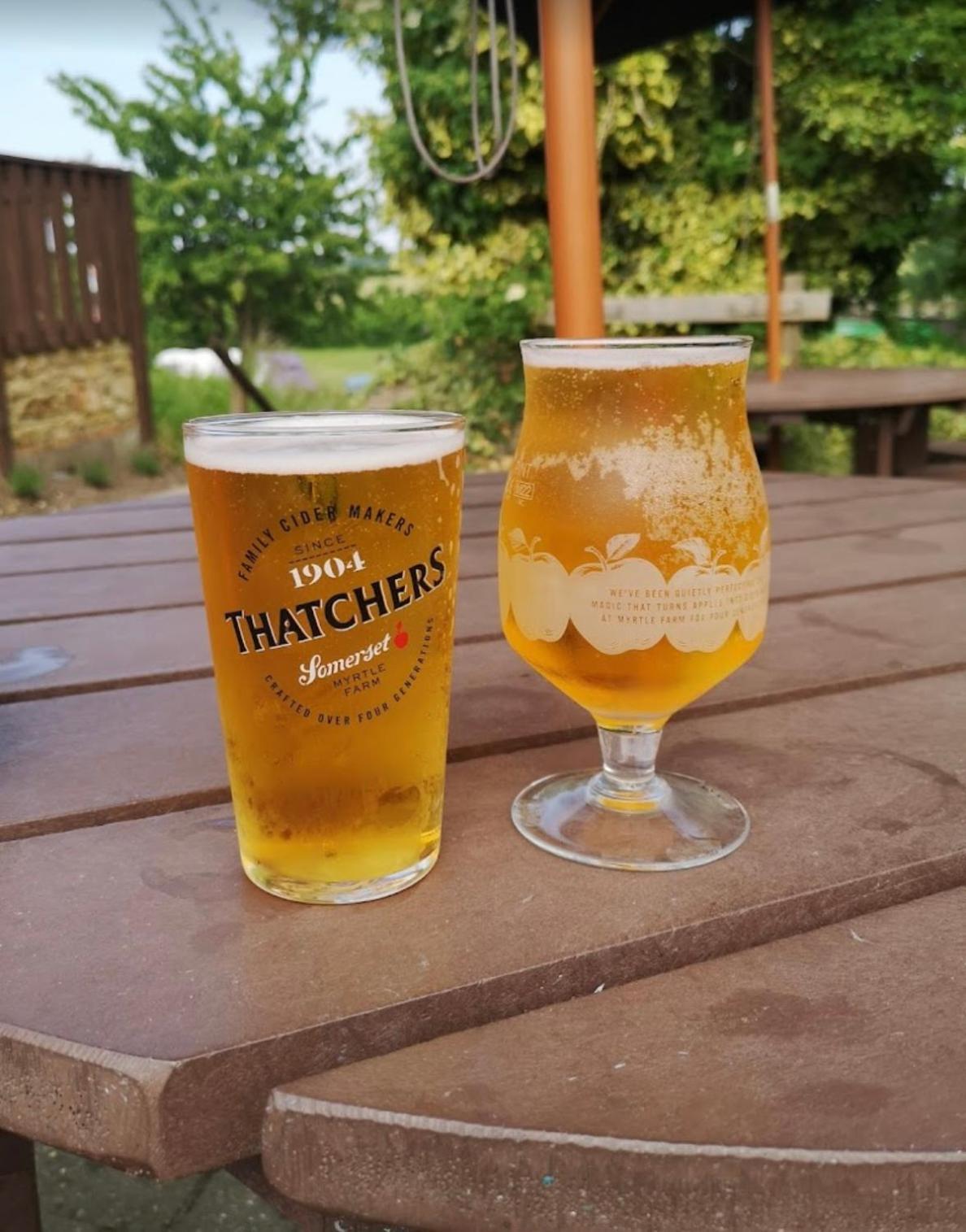 ホテル Masons Arms Montacute エクステリア 写真